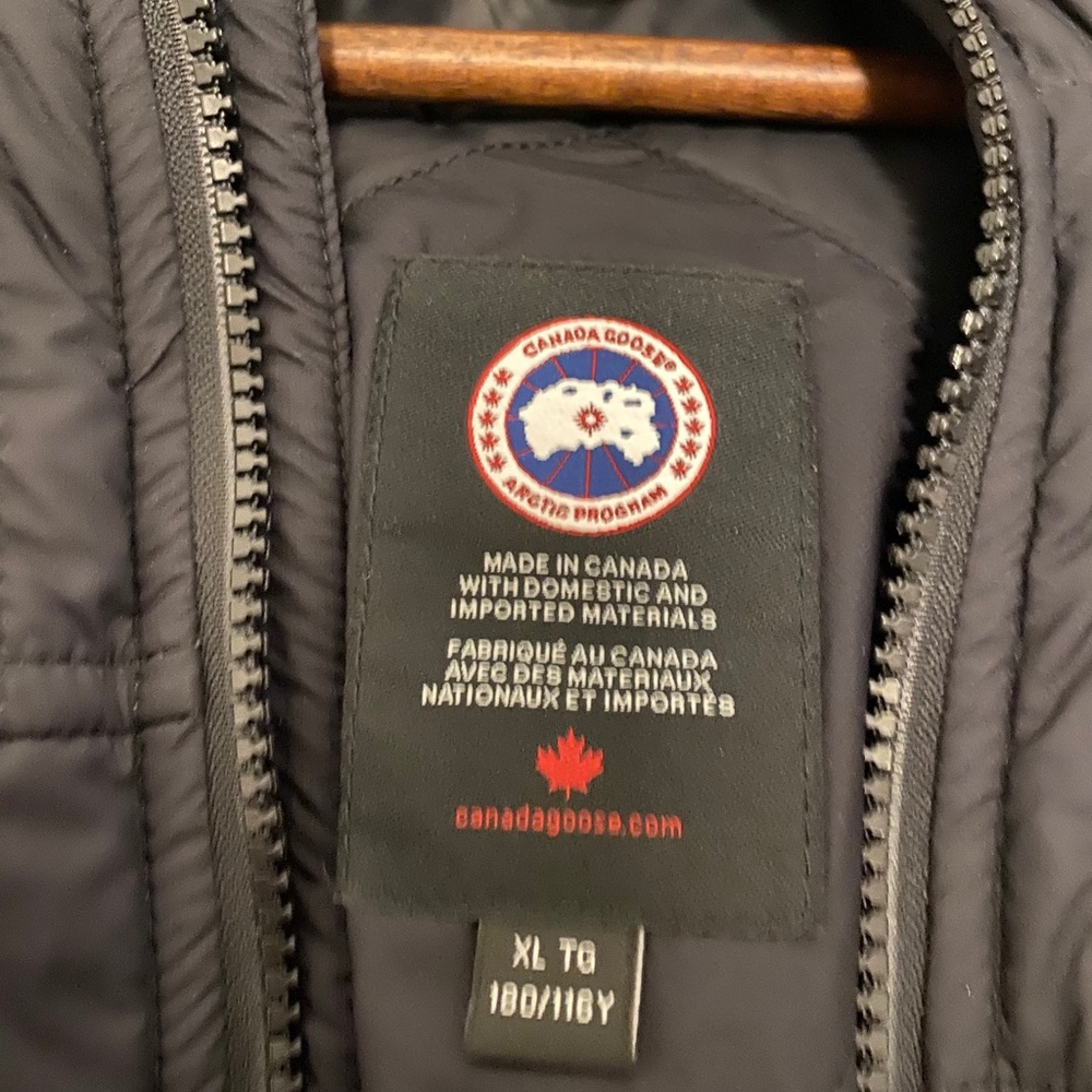 Canada Goose Jacket - Picture 2 of 3